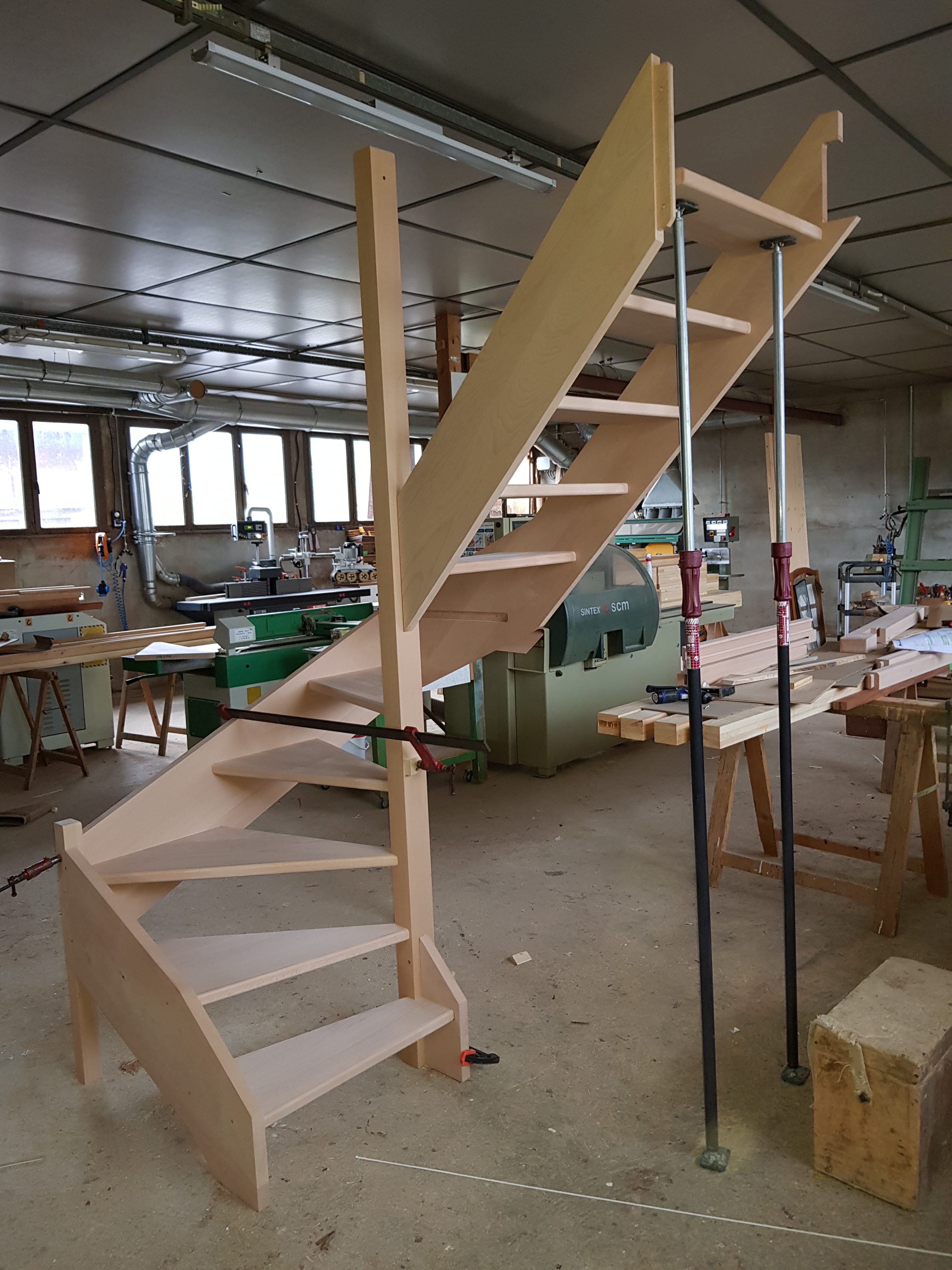 Escalier en bois sur mesure Isère